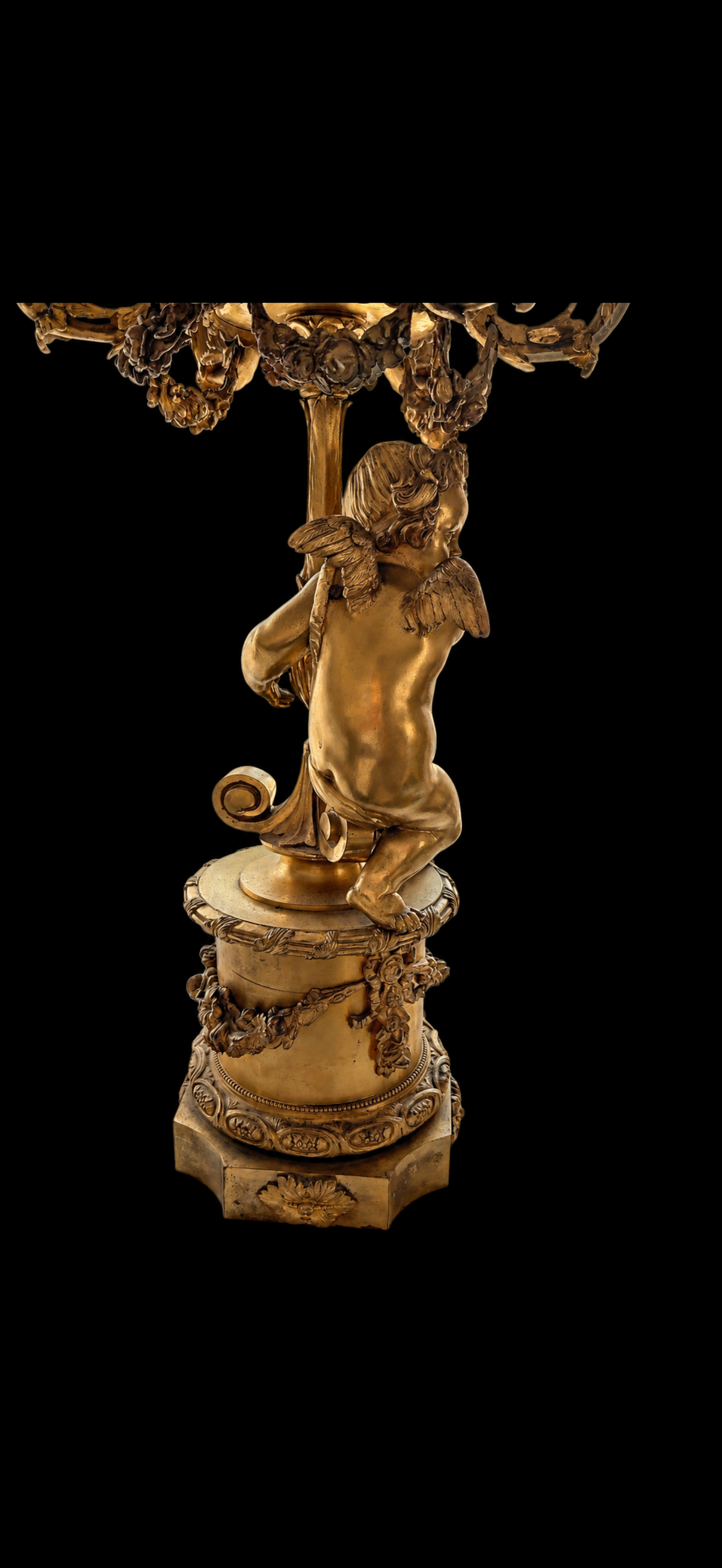 Paire de candélabres aux amours à sept lumières, bronze doré, XIXe siècle
