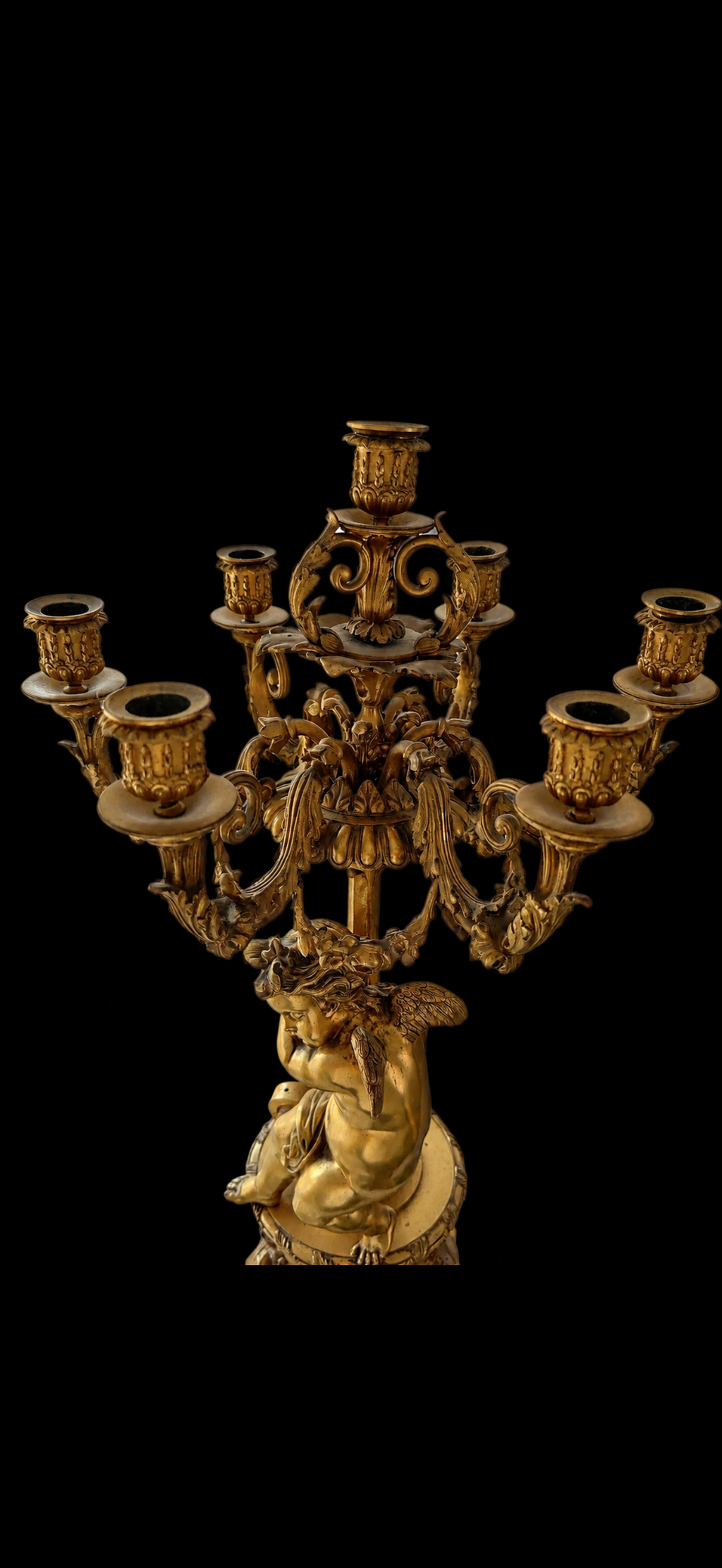 Paire de candélabres aux amours à sept lumières, bronze doré, XIXe siècle