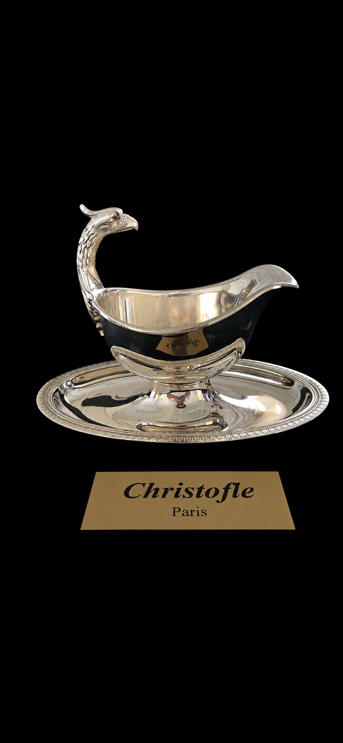 Saucière Christofle Malmaison, détail de la tête d'aigle