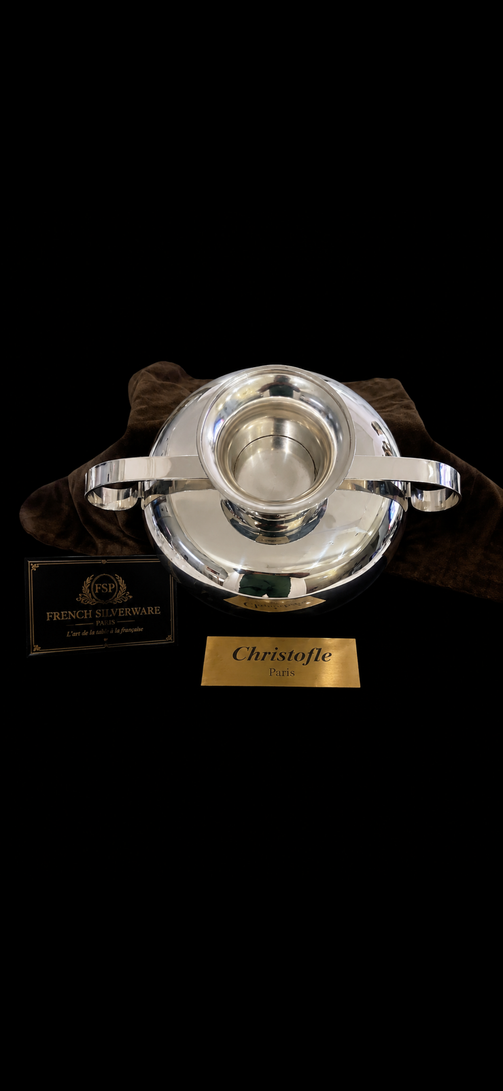 Coupe Christofle Fjerdingstad, vue de profil