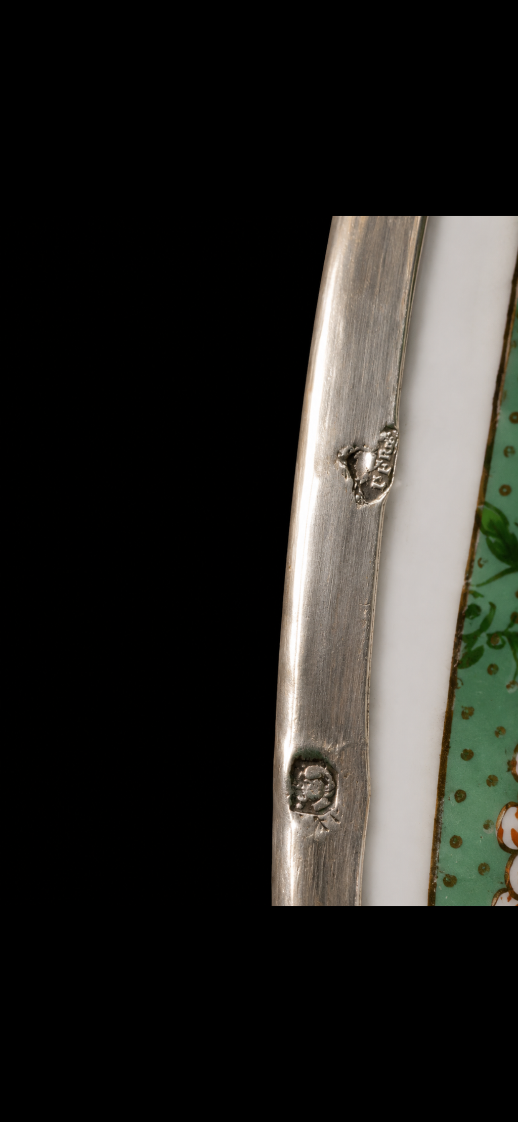 Coupe Raynaud Limoges, marque au revers