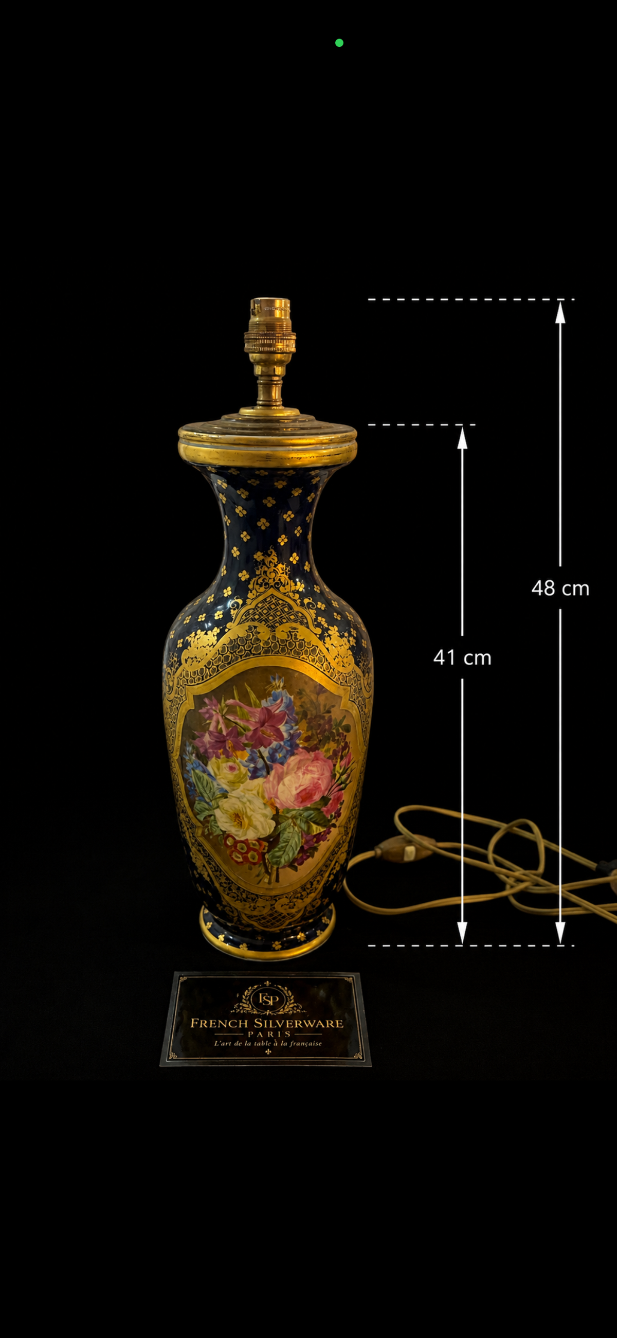 Vase-lampe porcelaine bleu cobalt, vue du talon avec marque effacée