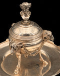 Encrier de style Empire, monopodes de bélier et buste de bacchante, bronze argenté, XIXe siècle
