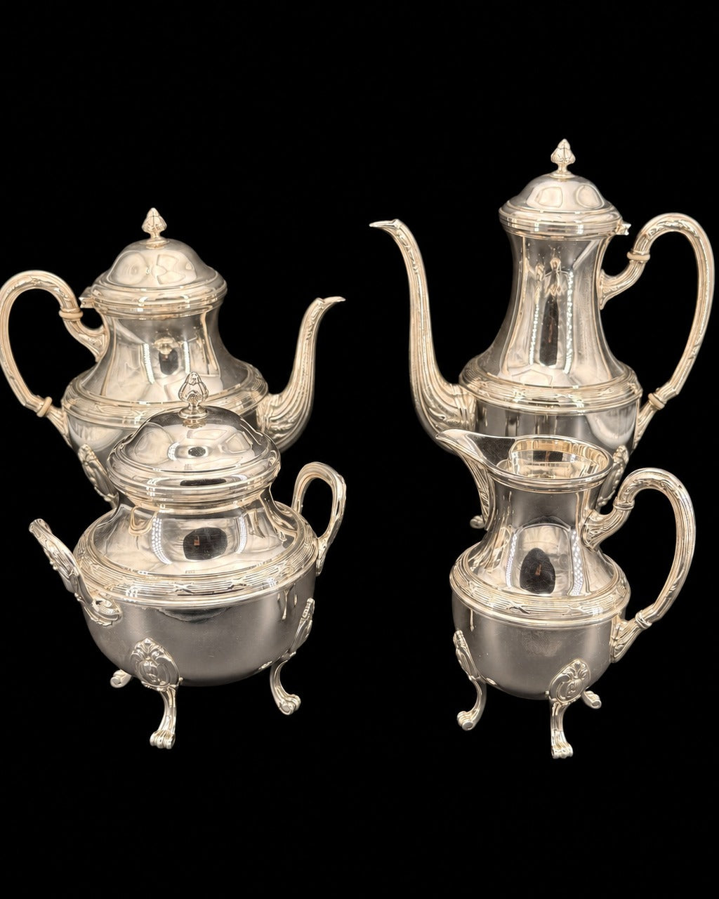 Service à thé et café Orbrille, quatre pièces, style Louis XVI, métal argenté